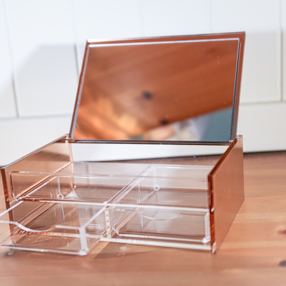 Acrylic Beauty Container
